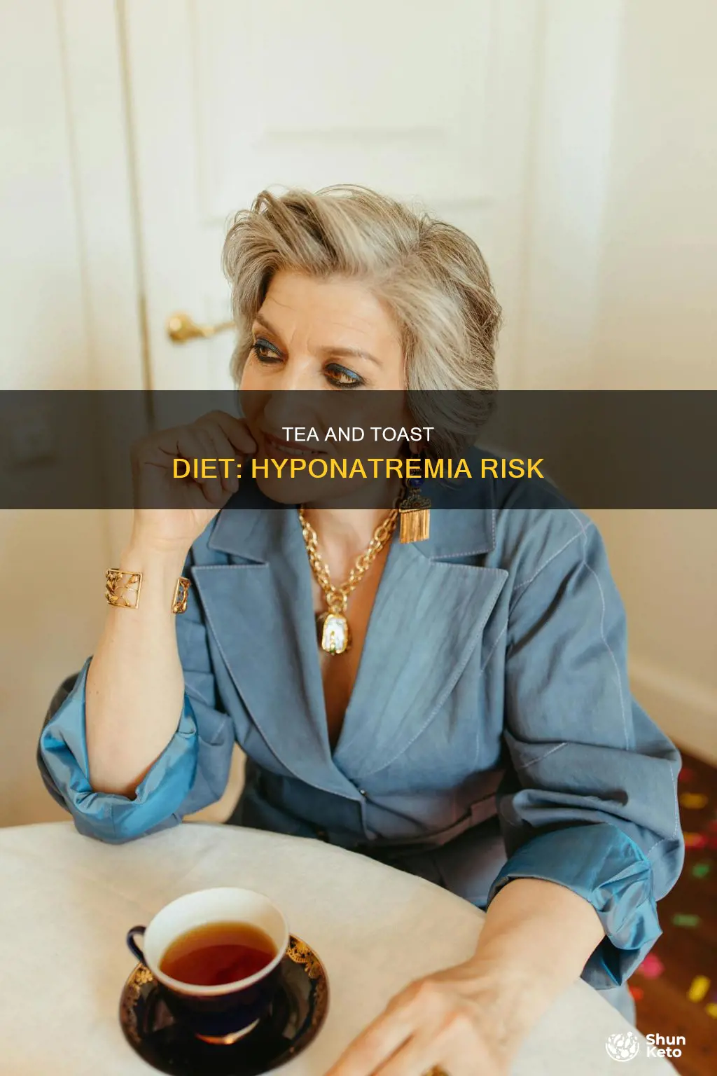 how does tea and toast diet cause hyponatremia