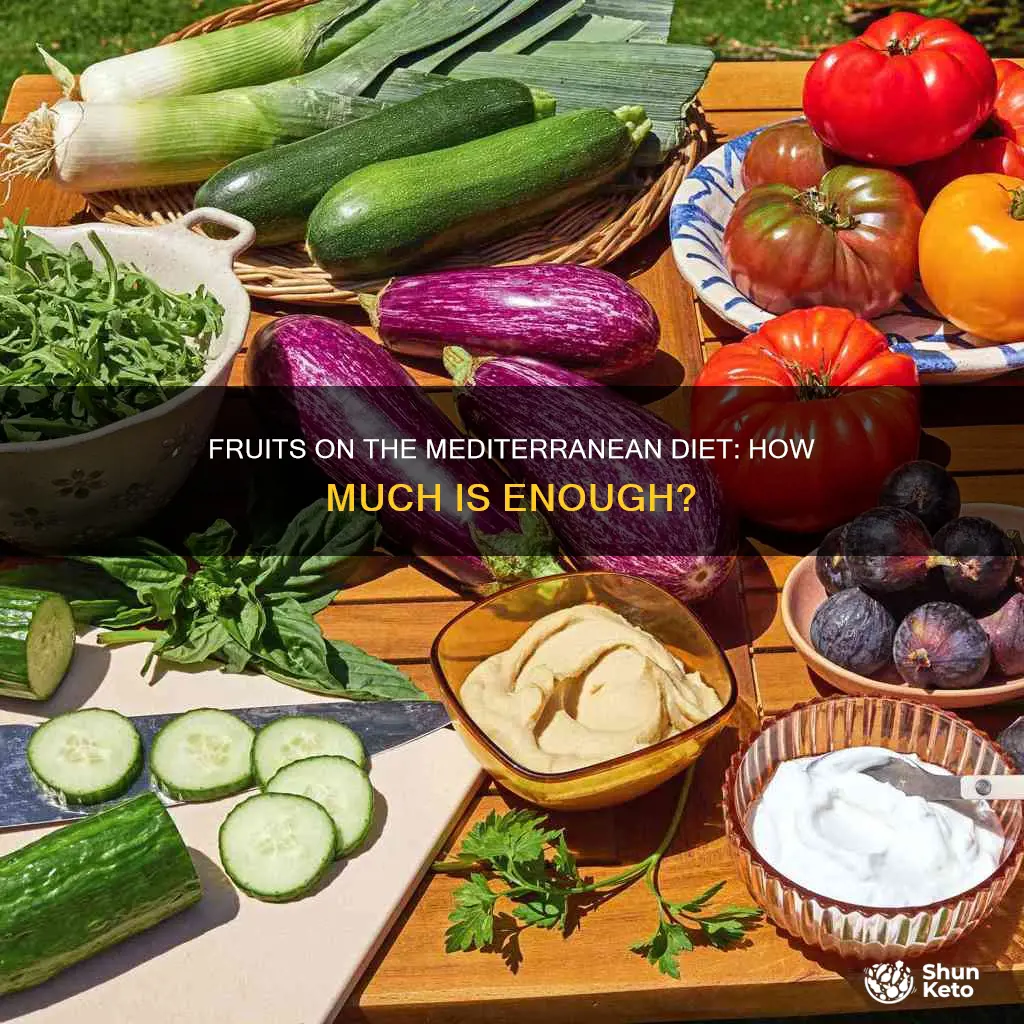 how many fruits should be have on the mediterranean diet