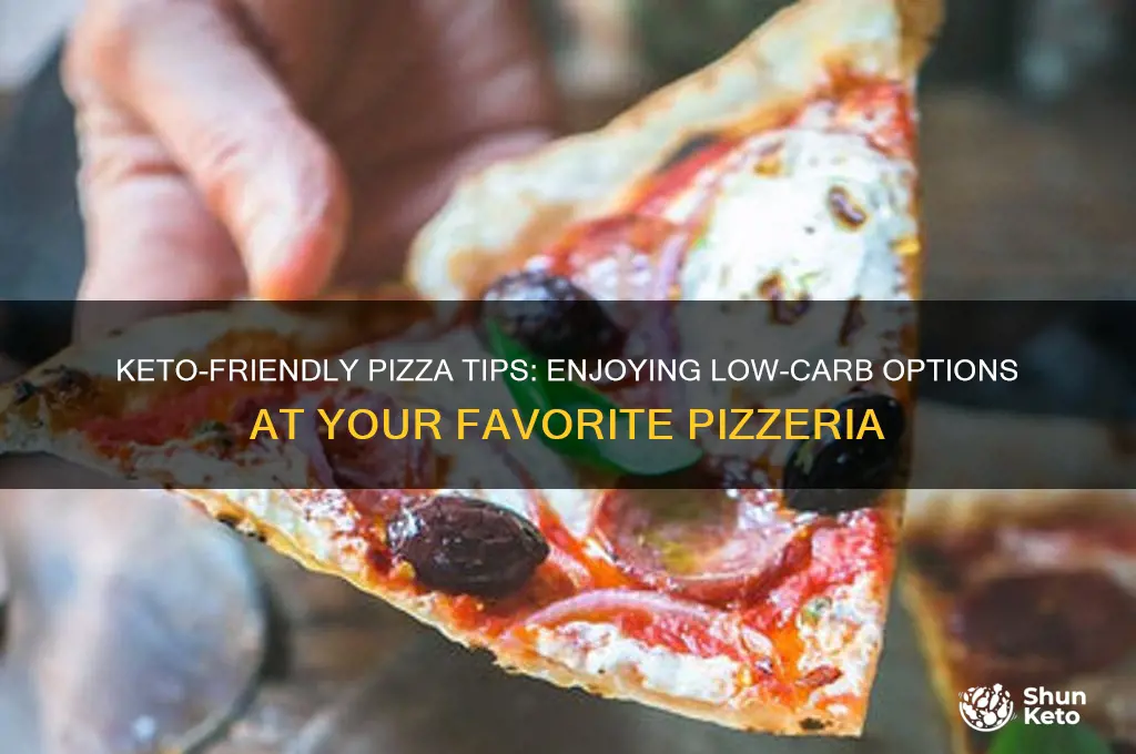 how to eat keto at a pizza place