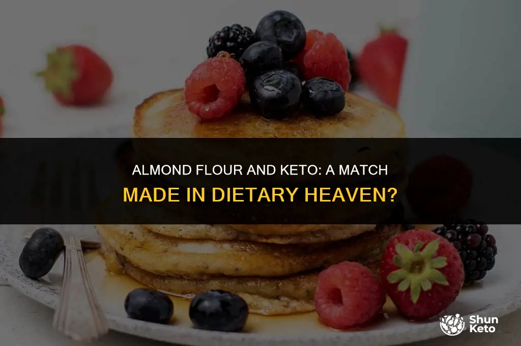 is almond flour keto compliant