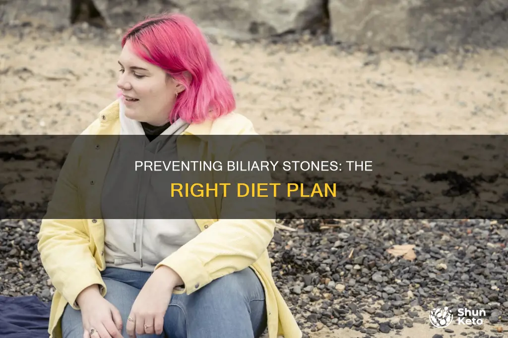 what diet to reduce formation of biliary stones