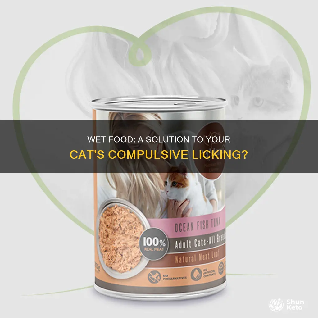 will a wet diet help my cats licking